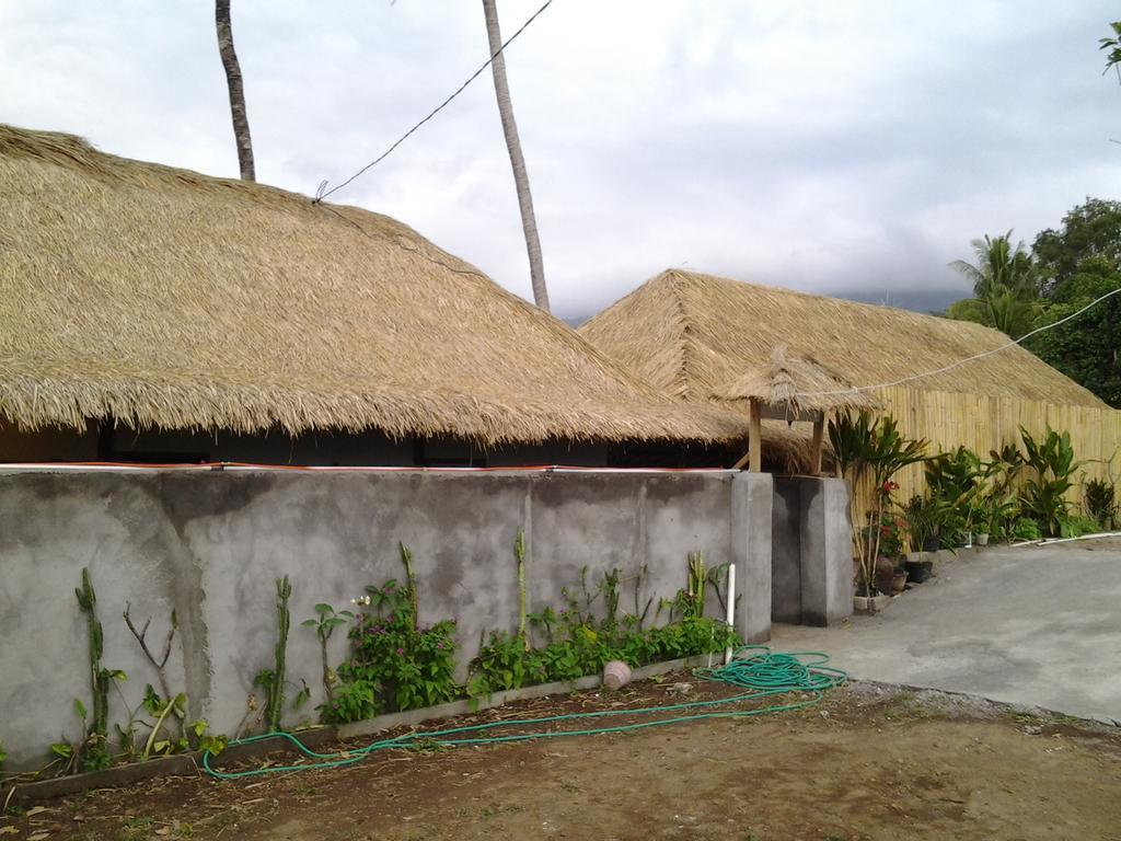 Rinjani Trails Hotel Senaru Exterior photo